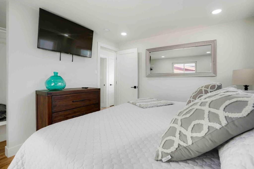 Sleeps 16 - 15 Min/Downtown, 10 Min/Medical Center Villa Aurora Luaran gambar