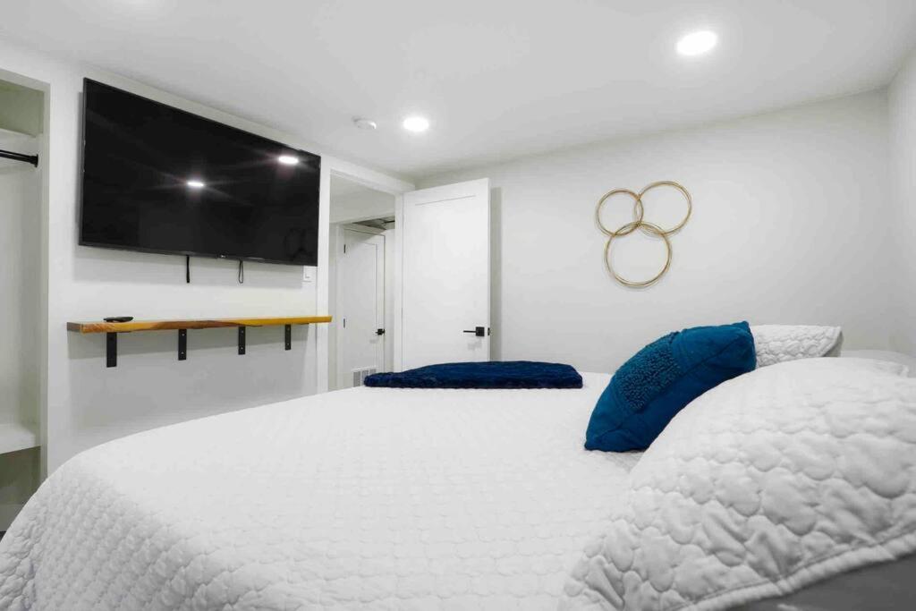 Sleeps 16 - 15 Min/Downtown, 10 Min/Medical Center Villa Aurora Luaran gambar