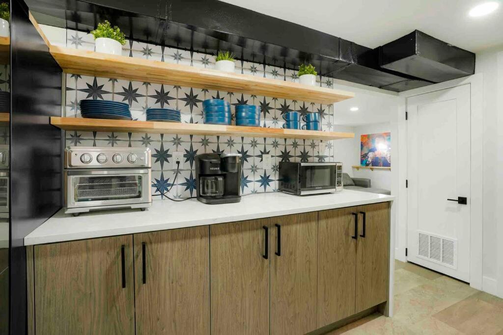 Sleeps 16 - 15 Min/Downtown, 10 Min/Medical Center Villa Aurora Luaran gambar